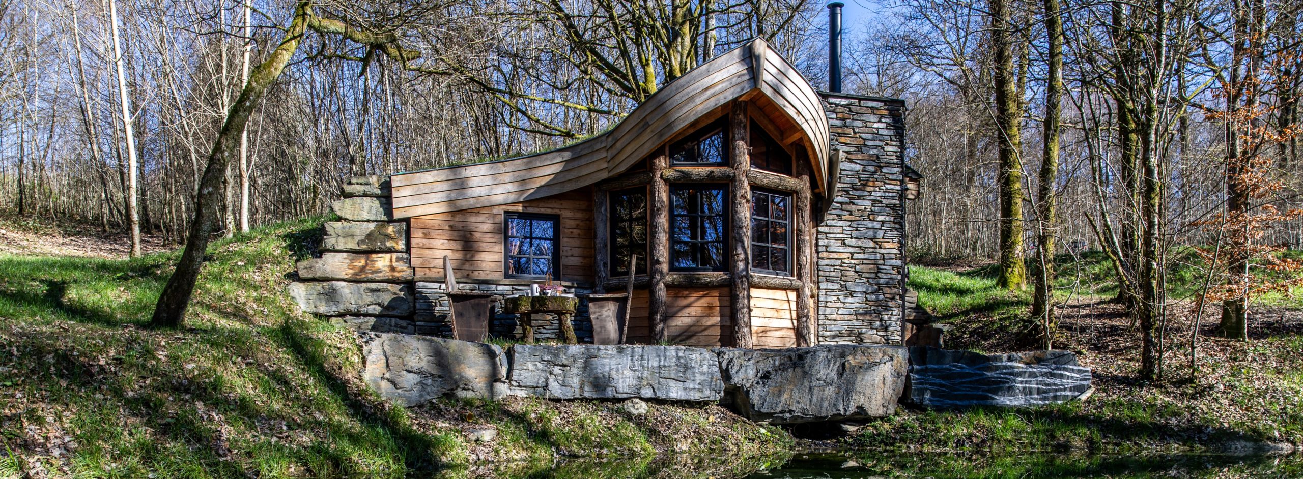 Cabane extérieur étang